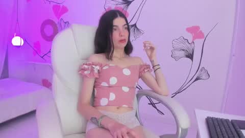Snapshot of isabela_fiorelli chatting on 3, 2, 2025 isabela_fiorelli online show from 3, 2, 2025