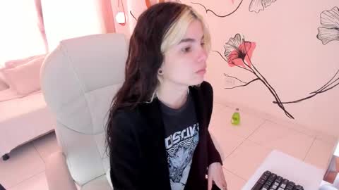 Snapshot of isabela_fiorelli chatting on 14, 9, 2025 isabela_fiorelli online show from 14, 9, 2025