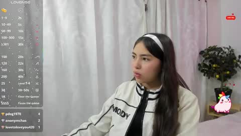 Snapshot of isabela_tay chatting on 11, 11, 2025 ISABELA online show from 11, 11, 2025