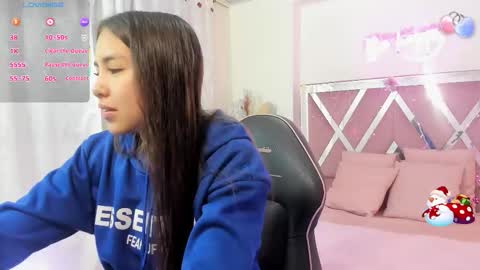 Snapshot of isabela_tay chatting on 3, 12, 2025 ISABELA online show from 3, 12, 2025