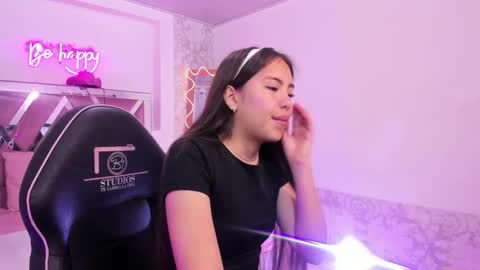 Snapshot of isabela_tay chatting on 16, 12, 2025 ISABELA online show from 16, 12, 2025