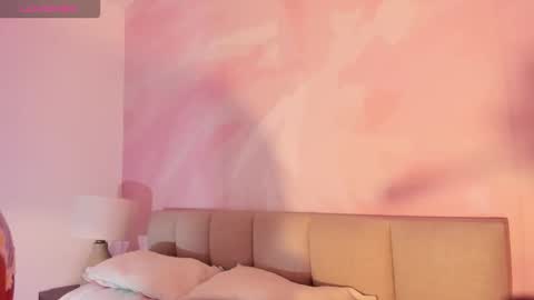 isabelastefano online show from 10, 11, 2025