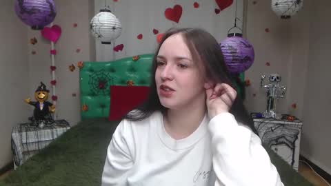 Snapshot of isabelblackberry chatting on 2, 11, 2025 IsabelBlackberry online show from 2, 11, 2025