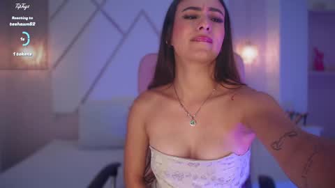 Snapshot of isabella__shine chatting on 5, 2, 2025 Isa online show from 5, 2, 2025