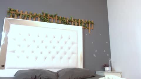 Snapshot of isabella_brown19 chatting on 7, 10, 2025 ISABELLA online show from 7, 10, 2025