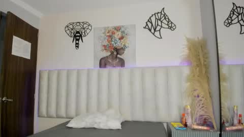 Snapshot of isabella_crofts chatting on 1, 11, 2025 isabella_crofts online show from 1, 11, 2025