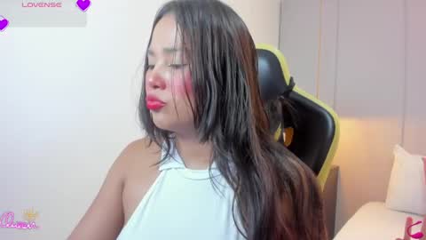 Snapshot of isabella_florez22 chatting on 20, 5, 2026 Isabel florez online show from 20, 5, 2026