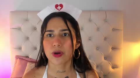 Snapshot of isabella_flowerss chatting on 4, 11, 2025 online show from 4, 11, 2025