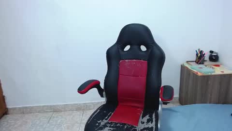  estefania online show from 18, 2, 2025