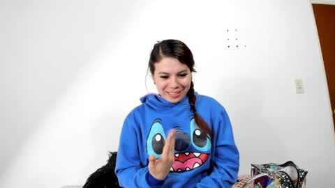 isabella_jaramillo online show from 24, 10, 2025