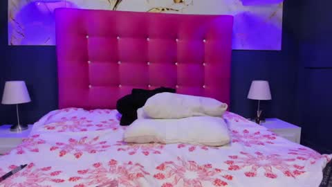 Snapshot of isabella_lovestory chatting on 13, 12, 2025 isabella lovestory online show from 13, 12, 2025