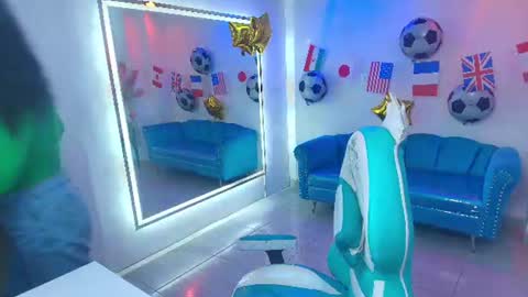 Snapshot of isabella_rows chatting on 10, 7, 2026 Isabella online show from 10, 7, 2026