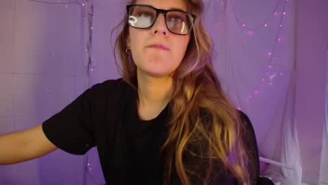 Isabella Rros online show from 16, 2, 2026