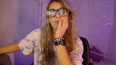 Isabella Rros online show from 22, 2, 2026