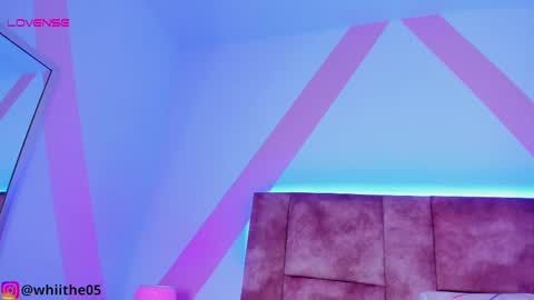 Isabella White online show from 25, 2, 2025