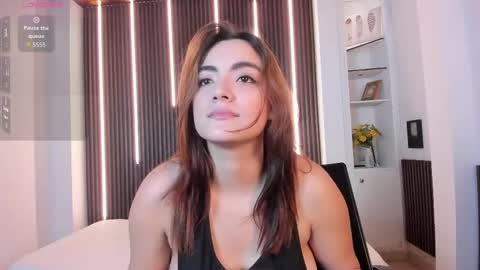 Isabella  Everyday From 0530 to 1430 Col Time online show from 20, 9, 2025