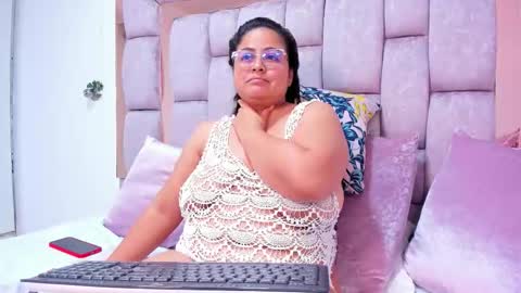 Isabella  online show from 15, 3, 2026