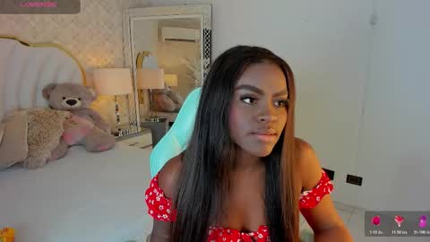 Snapshot of isabellabroms21 chatting on 10, 11, 2025 v online show from 10, 11, 2025