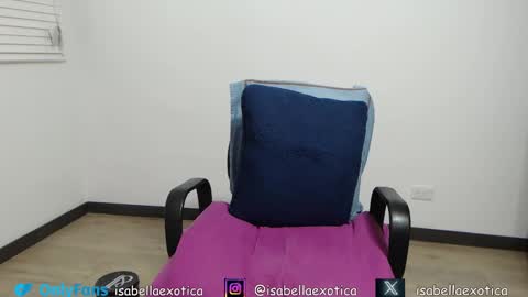 Snapshot of isabellaexotica chatting on 28, 1, 2025 isabellaexotica online show from 28, 1, 2025