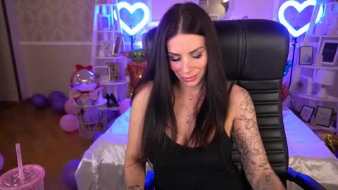 Marina online show from 10, 2, 2025