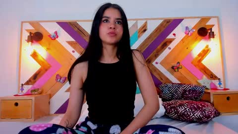 Snapshot of isabellamarinny chatting on 24, 2, 2025 Isabella online show from 24, 2, 2025