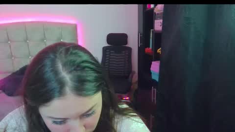 Snapshot of isabellaoverkill chatting on 7, 2, 2026 Isa Overkill online show from 7, 2, 2026