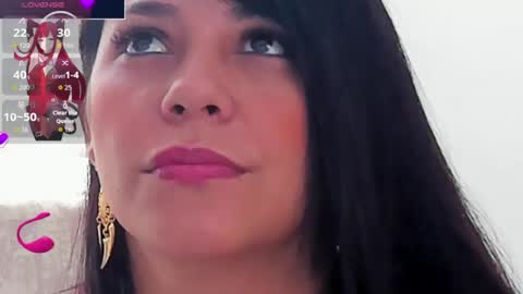Snapshot of isabellarous_2026 chatting on 8, 7, 2026 isabellarous online show from 8, 7, 2026