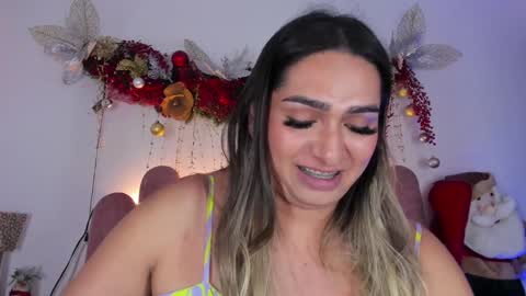Snapshot of isabellas_smith chatting on 10, 1, 2025 Martina IG martissmith01 online show from 10, 1, 2025