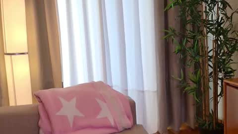 isabellauribe online show from 27, 11, 2025