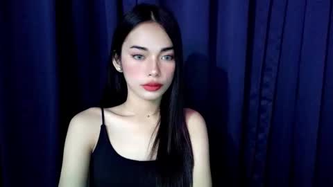 Snapshot of isabelle_willis chatting on 13, 11, 2025 Isabelle online show from 13, 11, 2025