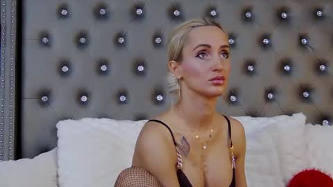 Snapshot of isabelleethan chatting on 17, 2, 2025 IsabelleEthan online show from 17, 2, 2025