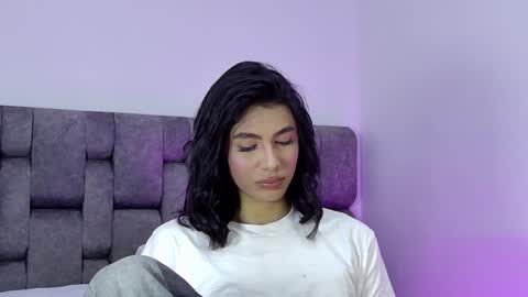 Snapshot of isabellefoxx chatting on 6, 12, 2024 Isa online show from 6, 12, 2024