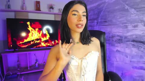 Snapshot of isabellefoxx chatting on 17, 12, 2024 Isa online show from 17, 12, 2024