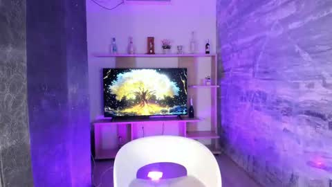 Snapshot of isabellefoxx chatting on 20, 2, 2025 Isa online show from 20, 2, 2025