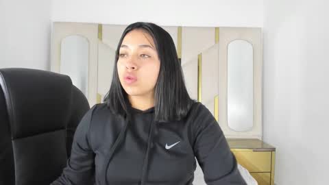 Snapshot of isabellrodriguez18 chatting on 17, 9, 2025 isabellrodriguez18 online show from 17, 9, 2025