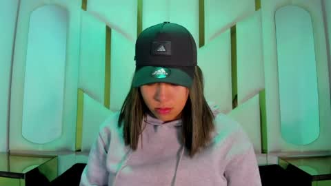 isabellrodriguez18 online show from 13, 4, 2026