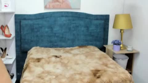 Isabel online show from 15, 4, 2026