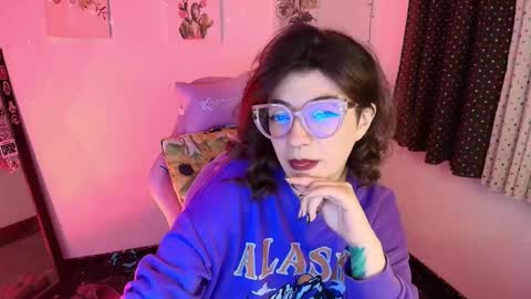 Snapshot of isaferrer06 chatting on 8, 11, 2025 Isabella Ferrer online show from 8, 11, 2025