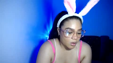 Snapshot of isamoon99 chatting on 19, 6, 2026 Isa online show from 19, 6, 2026