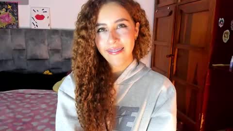 Isabela  online show from 20, 11, 2025