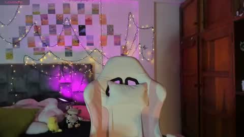 Isabela  online show from 19, 6, 2026