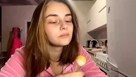 Issa online show from 3, 12, 2025