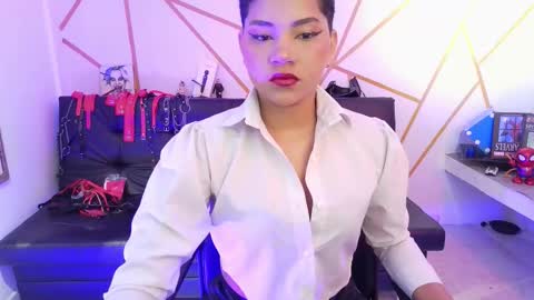 Snapshot of ise_lunny chatting on 5, 10, 2025 isabela online show from 5, 10, 2025