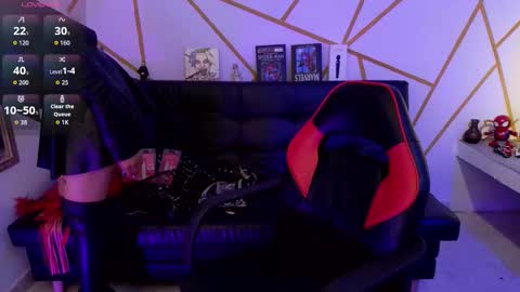 Snapshot of ise_lunny chatting on 10, 11, 2025 isabela online show from 10, 11, 2025