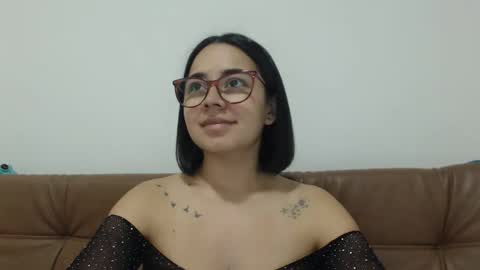 Emma online show from 6, 10, 2025