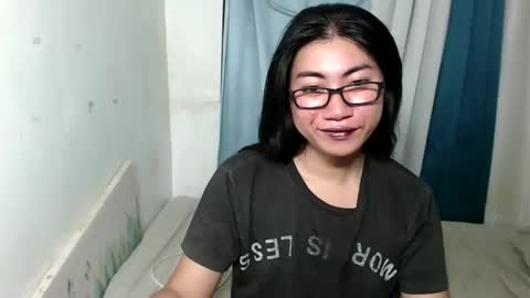 Snapshot of ishie_yoshixx chatting on 5, 10, 2025 IRISH online show from 5, 10, 2025