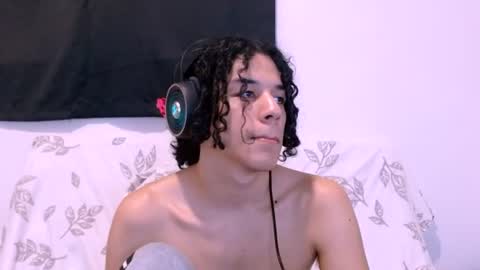 Snapshot of isidroglasc chatting on 9, 7, 2026 Isidro online show from 9, 7, 2026