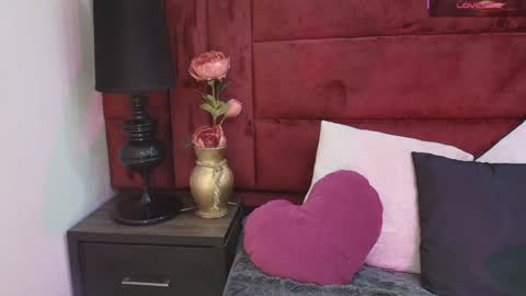 Isis  online show from 7, 2, 2025