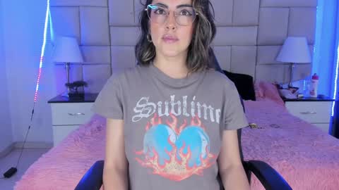 Snapshot of isis_loveyes_ chatting on 3, 12, 2024 Pauli online show from 3, 12, 2024