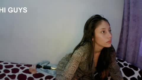 Snapshot of isis_pink chatting on 17, 2, 2025 Alaya online show from 17, 2, 2025